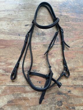 Cob bridle and reins